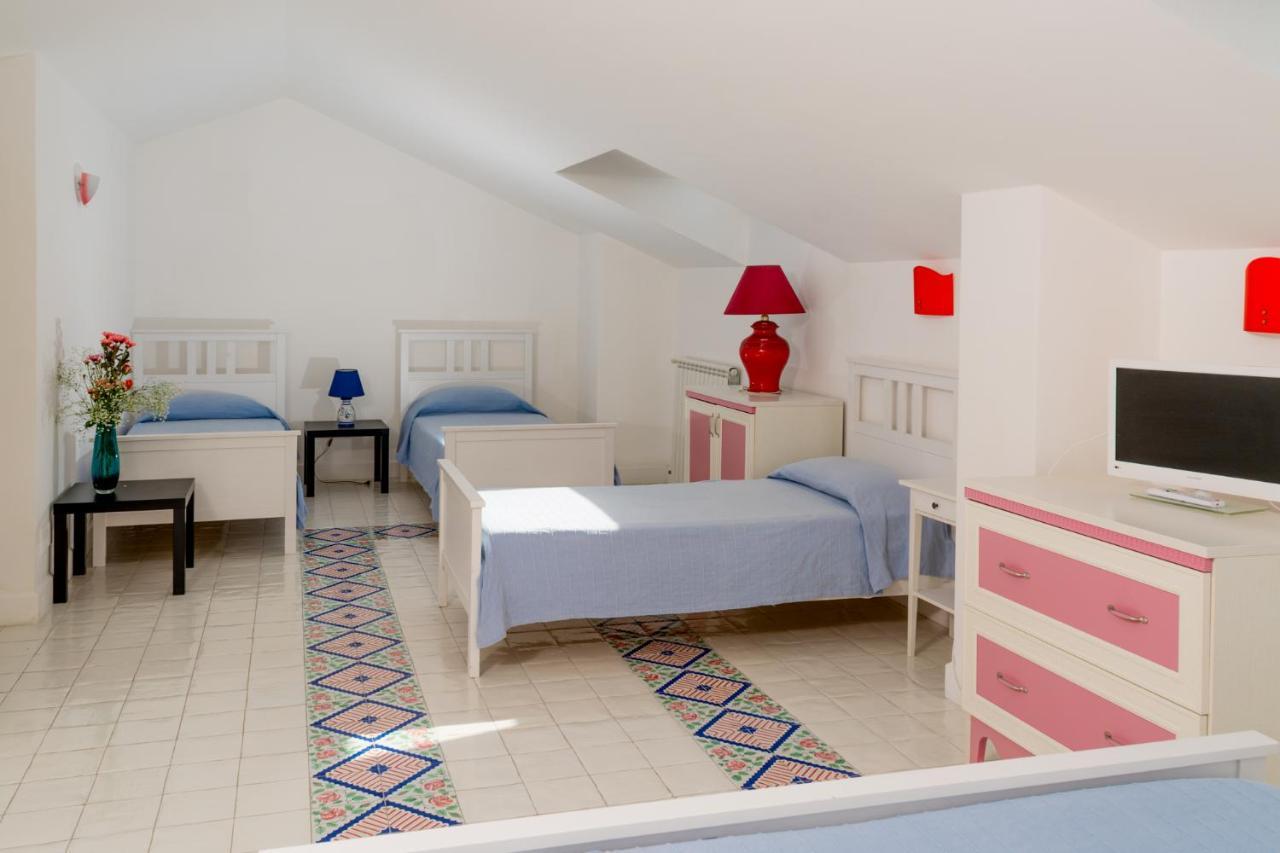 La Belle Vie B&B Santa Maria di Castellabate Exterior photo